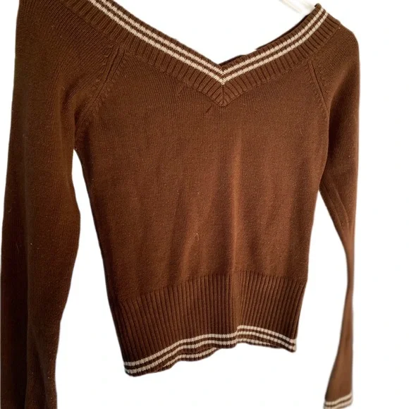 GUESS sweater - Picture 3 of 3